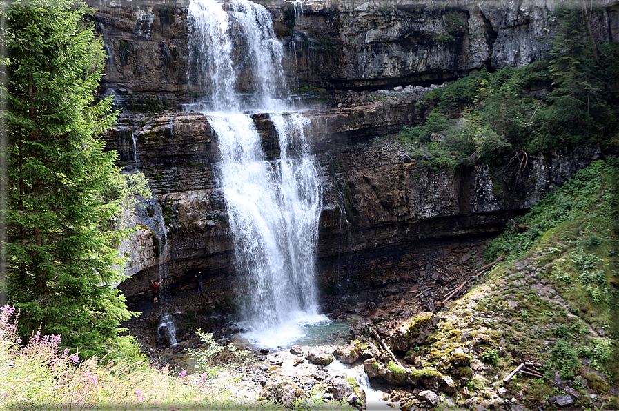 foto Cascate di mezzo in Vallesinella